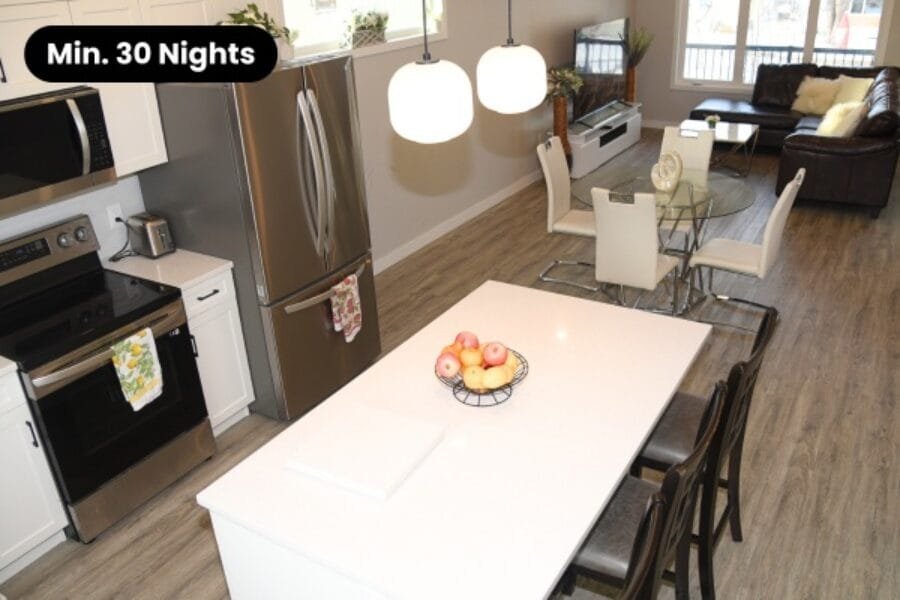 Unit 2 - 402 Lariviere Street (2 Bedroom Apartment)